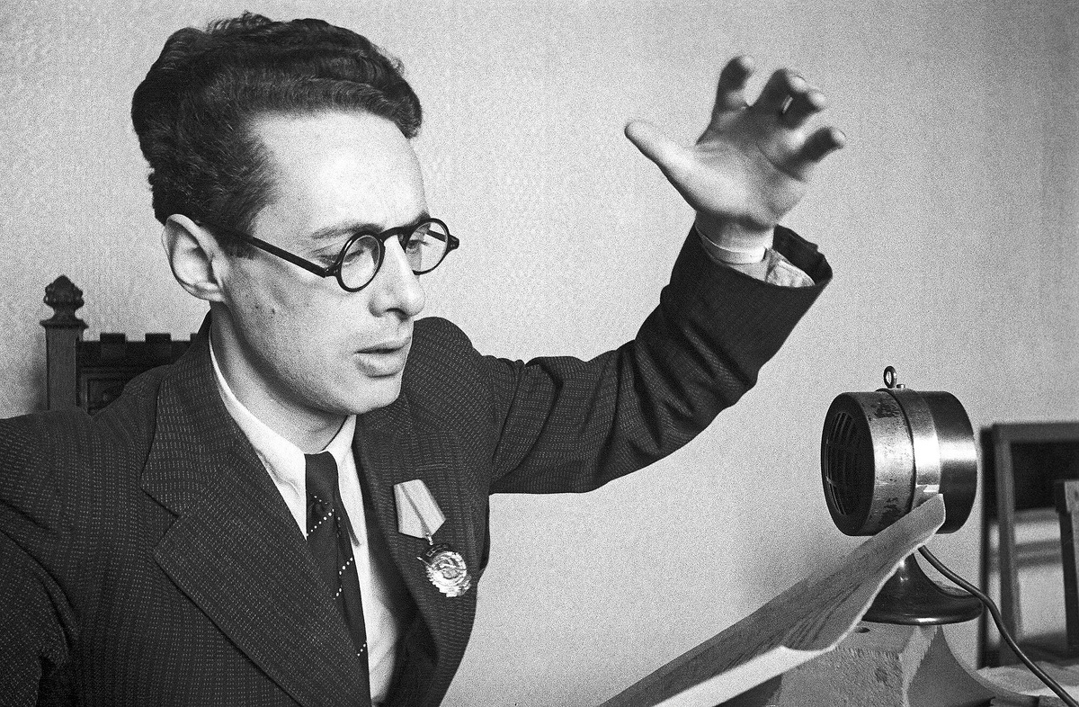 Юрий Левитан объявляет о взятии Берлина, 3 мая 1945 года.