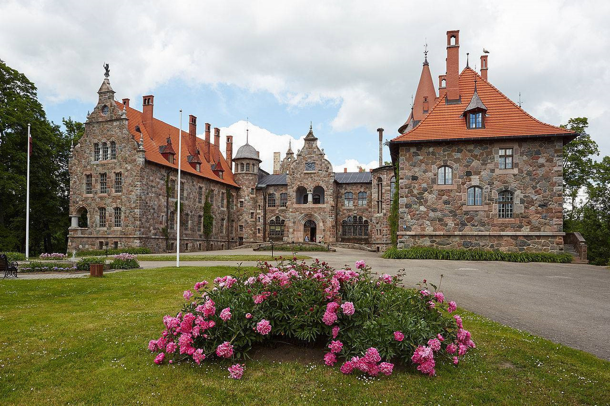 поместье семейства Ким