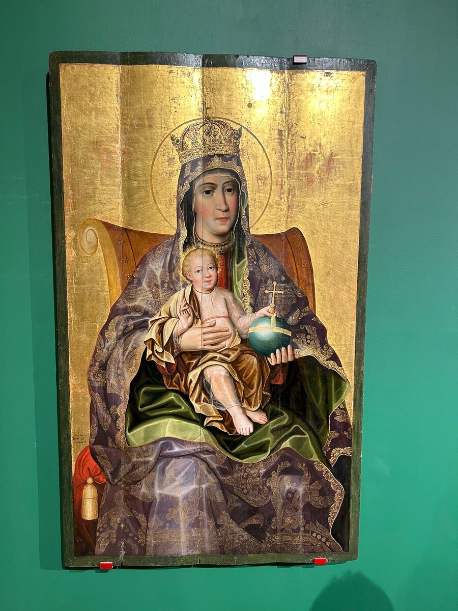 Богоматерь с младенцем на престоле. Конец 18 в. Карп Иванов Золотарев. Фото: Art&Cuture Дзен.
