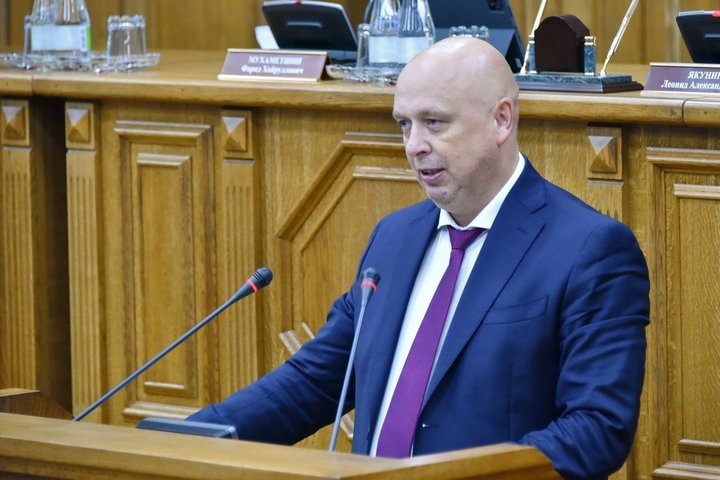 «До сих пор льготные ставки по УСН в 5% (вместо 6%) и 10% (вместо 15%) ежегодно продлевались, но на этот раз положительного решения этого вопроса пока нет», — докладывал заместитель председателя ТПП Сергей Карпухин. взято с сайта gossov.tatarstan.ru