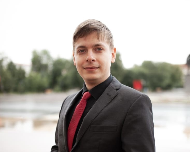 Инженер Тюменского цеха УТТиСТ Андрей Плохов