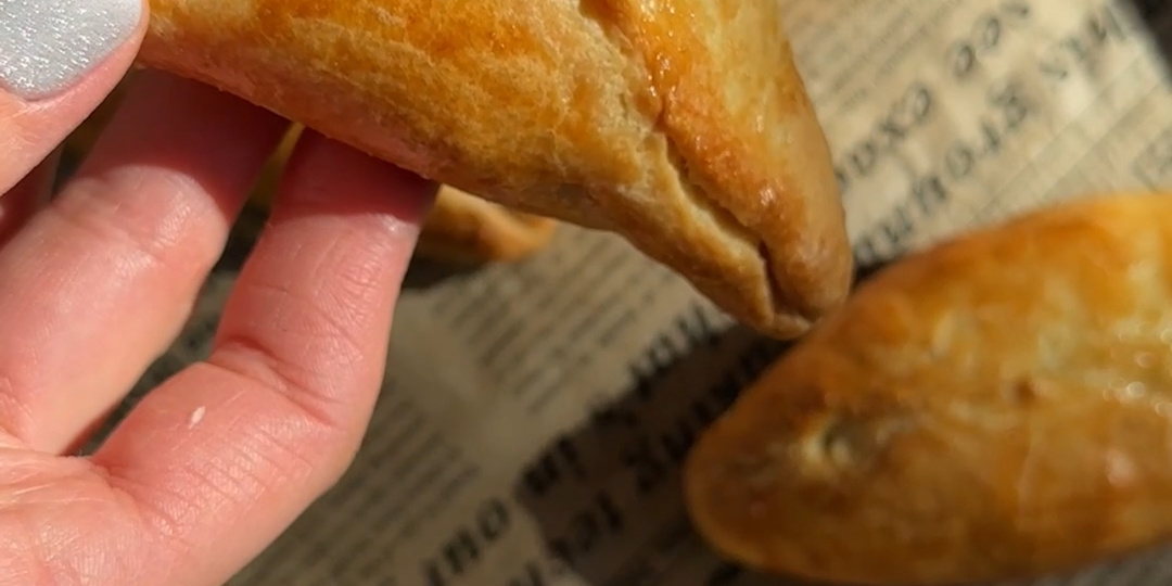 Вечный спор: что вкуснее? Пирожки печеные или жареные?