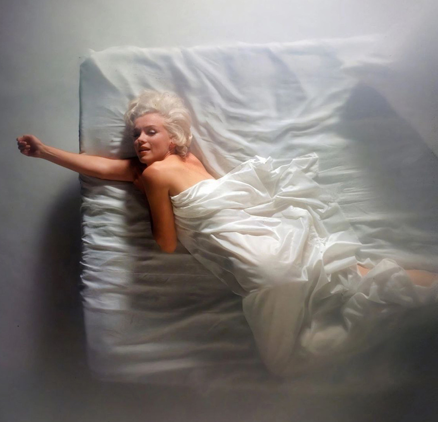 фото интернет Мэрилин Монро фотограф Дуглас Киркланд 