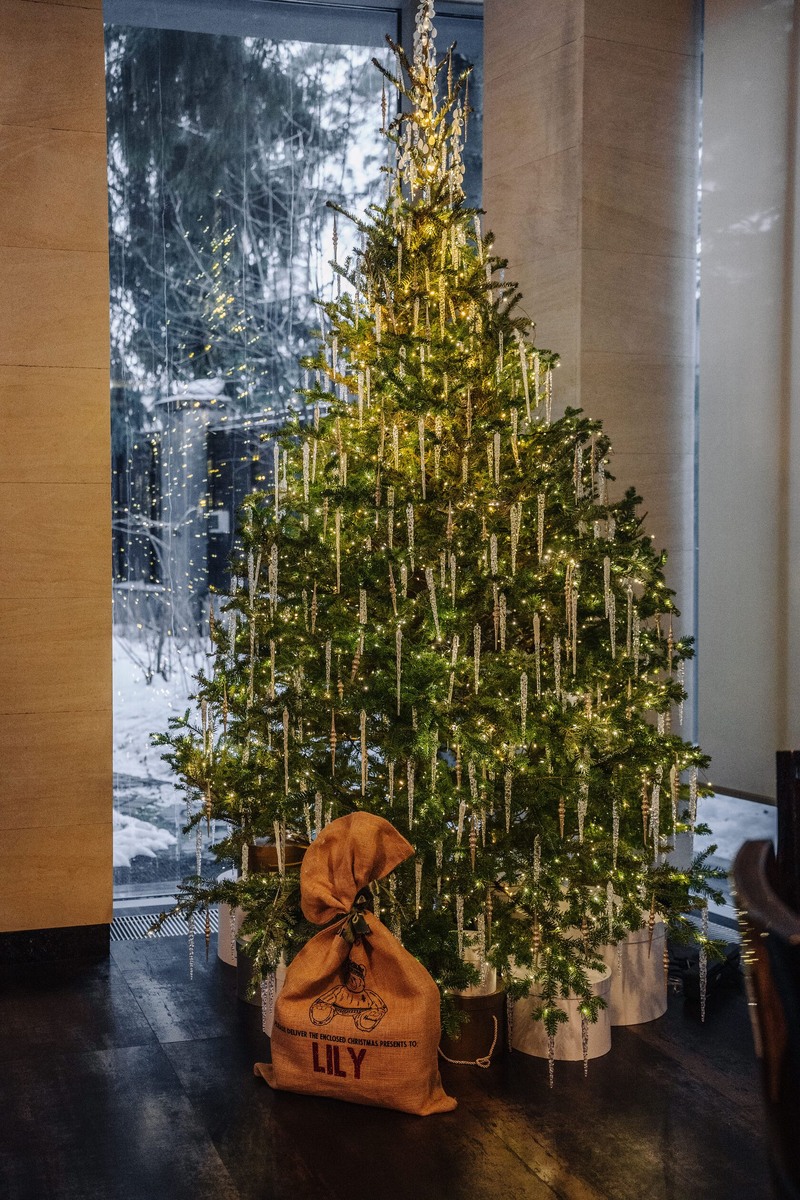 Выполнено декораторами Me Decor