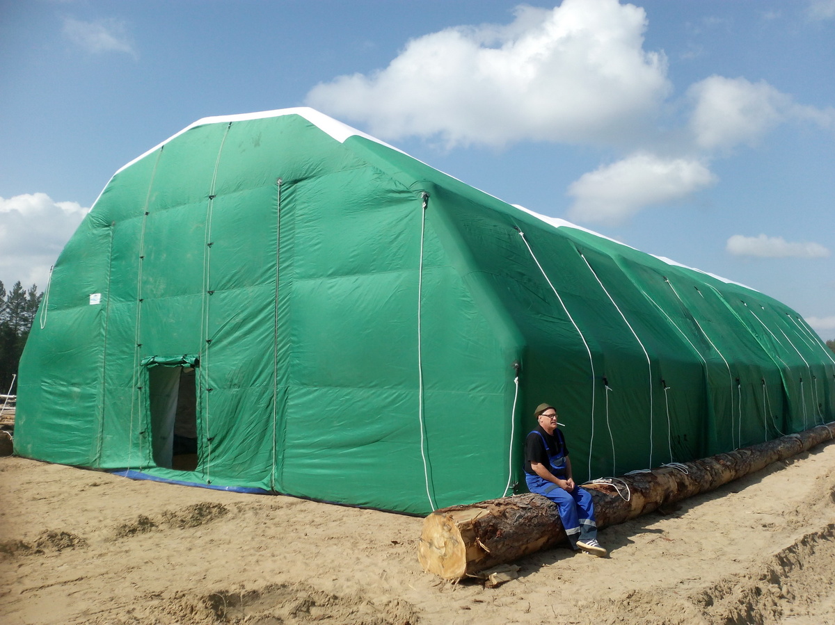 Отдых после установки ангара