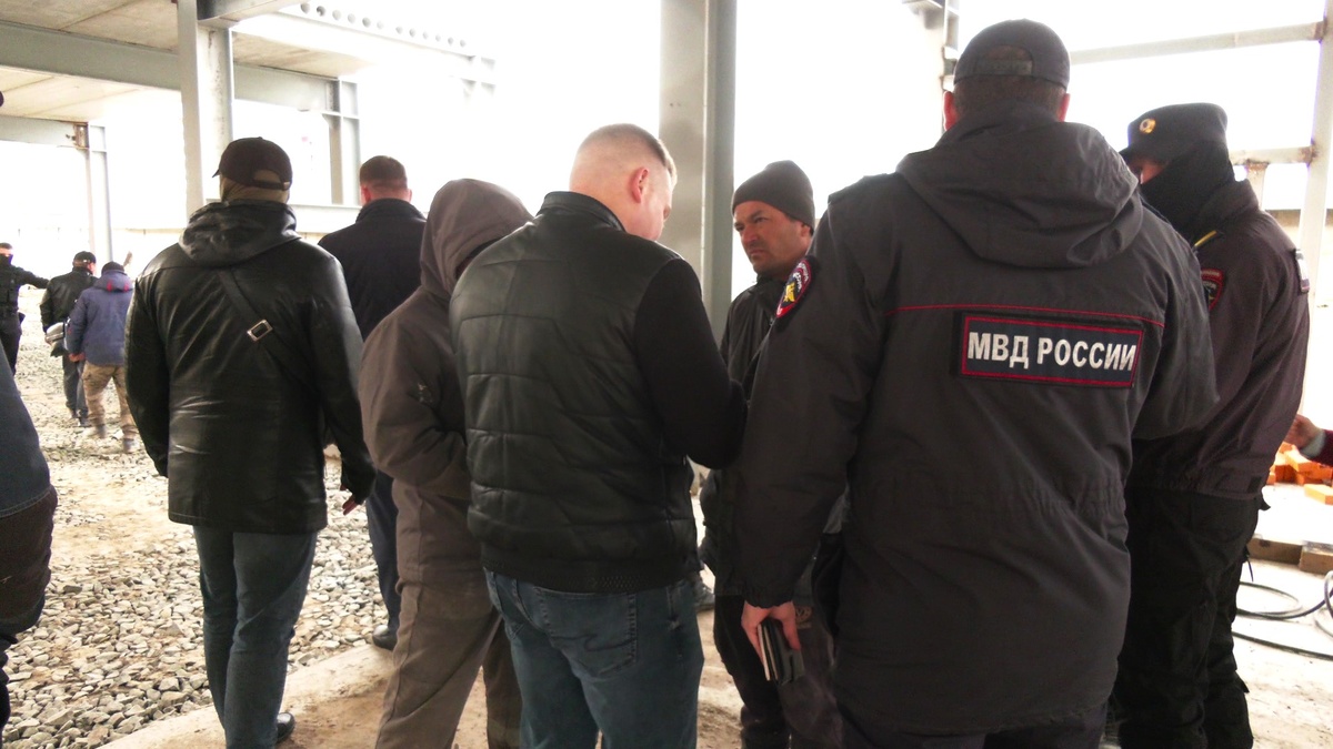    В Югре возбуждено более 40 уголовных дел против нелегальных мигрантов