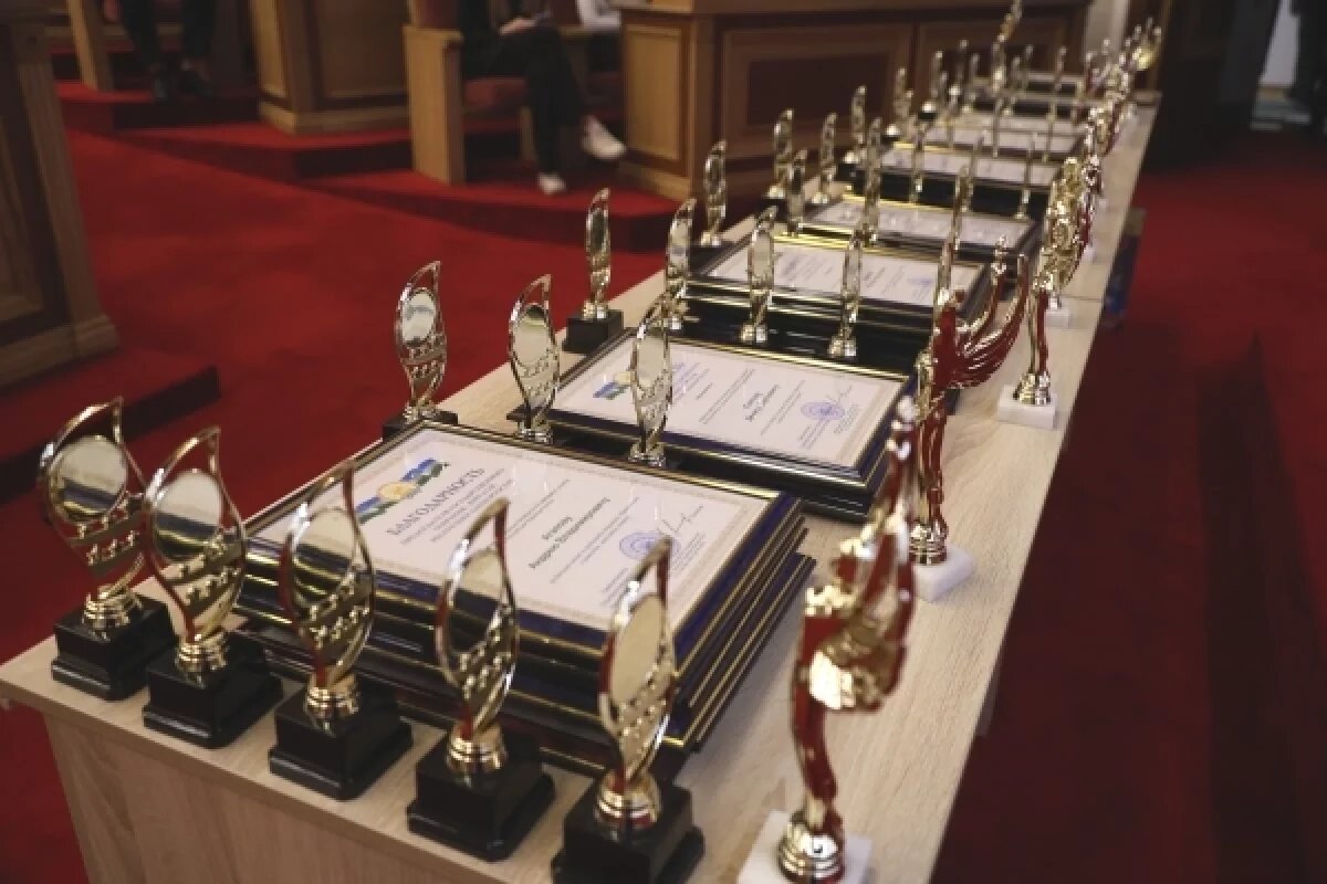    В Уфе наградили самых спортивных управленцев республики