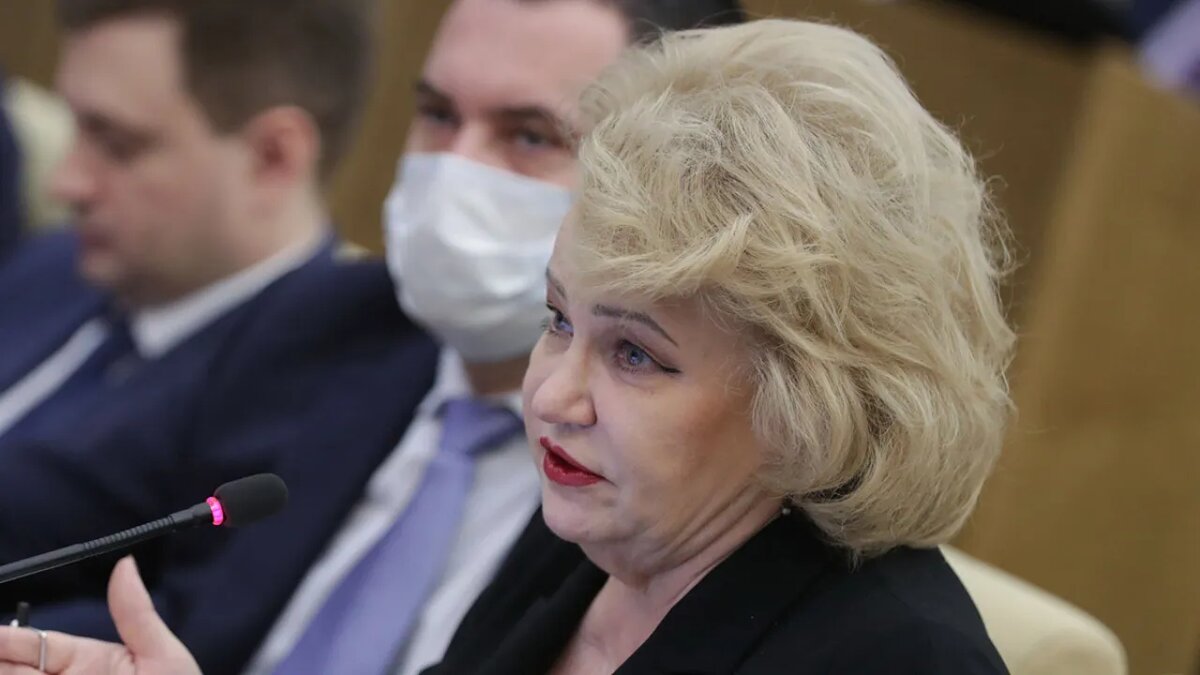    Председатель Комитета Госдумы РФ по защите семьи, вопросам отцовства, материнства и детства Нина Останина.