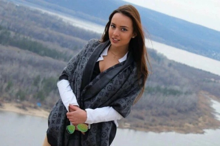 Все её любили, сотни людей вышли на поиски.