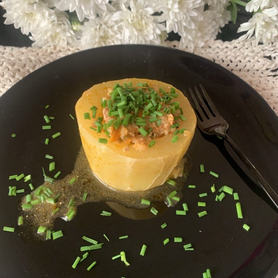    Кабачки, фаршированные мясом и рисом   
Источник: Мария Моднова для Креаликум