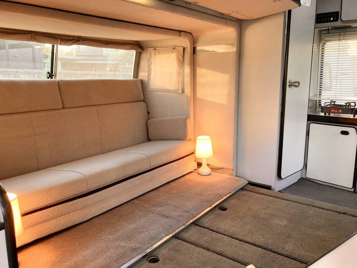 Внутреннее убранство, выглядит очень уютно 