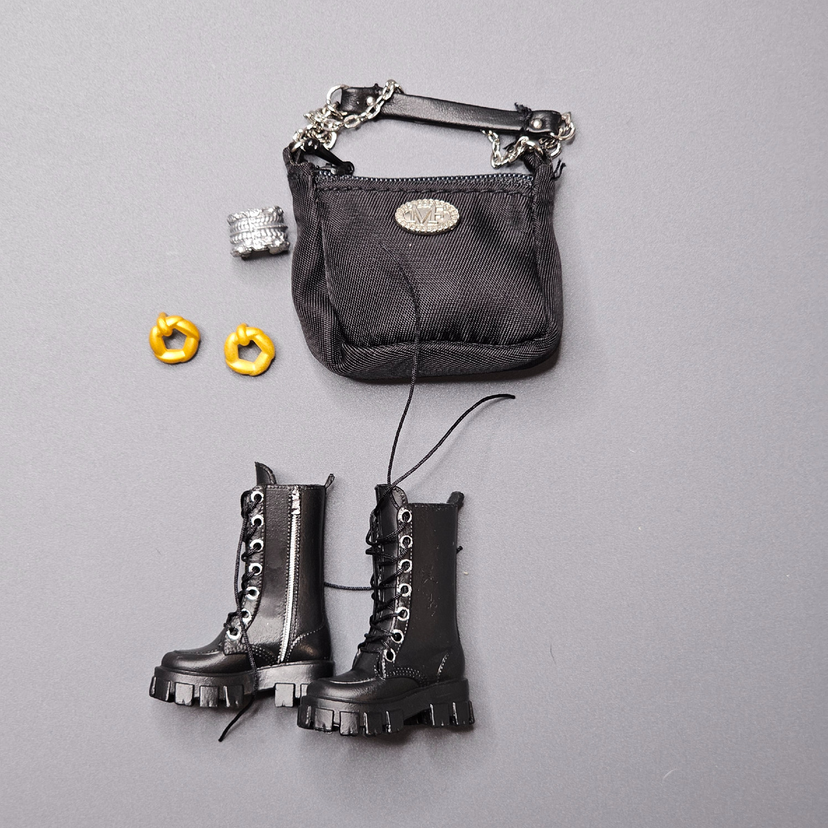 Набор-сюрприз из шара Zuru Fashion Brands