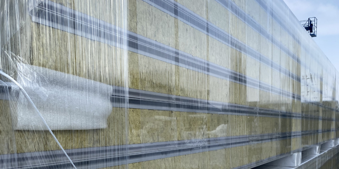 Как правильно хранить сэндвич-панели: секреты безопасной разгрузки и хранения!