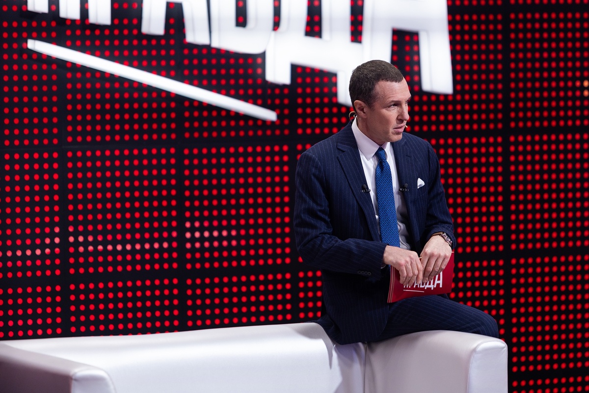  📷 📷 📷   Кадры из нового сериала "Дайте шоу!"