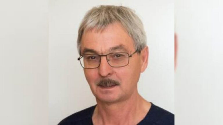    Путин присвоил Фариту Уразову из Оренбургской ОКБ №2 звание Заслуженного врача РФ Белов Михаил Александрович