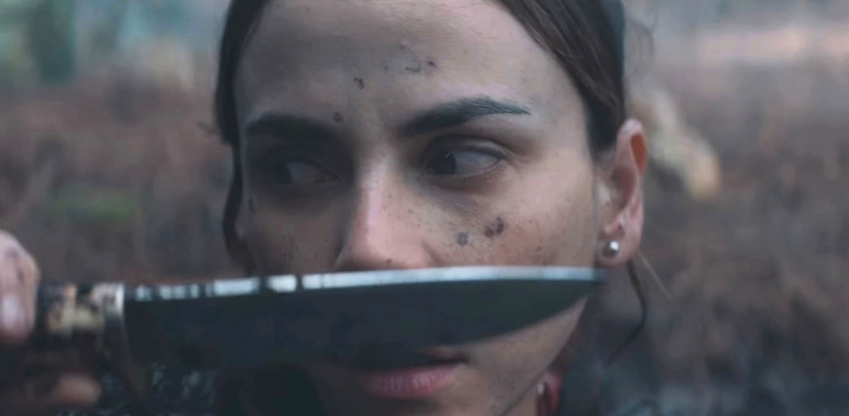Скриншот из триллера "Змеиная топь" ("Quicksand").