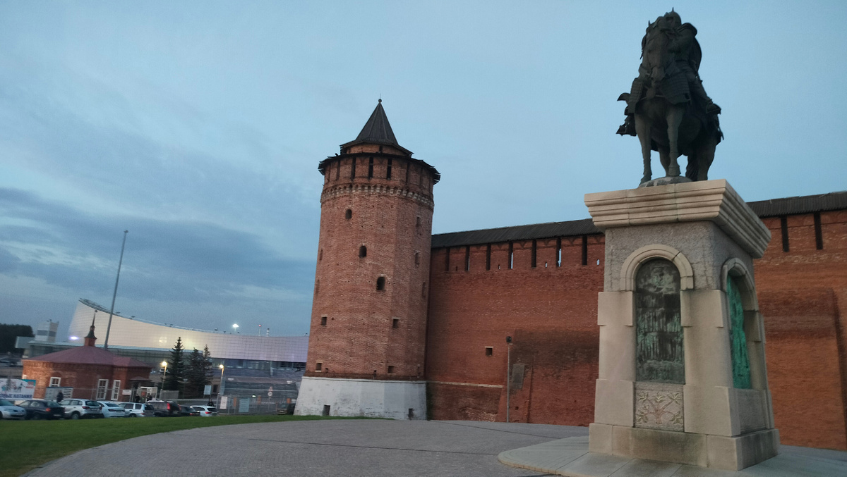 Памятник Дмитрию Донскому