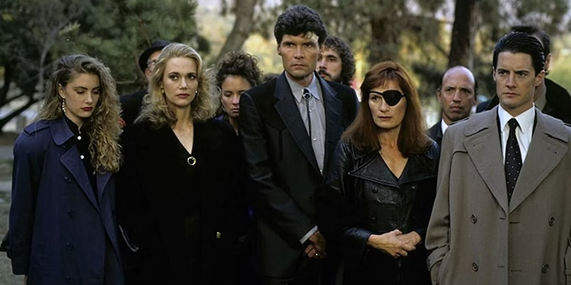 1% всех персонажей поместился на одном кадре