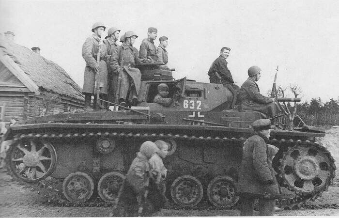Захваченный советскими солдатами Pz.III