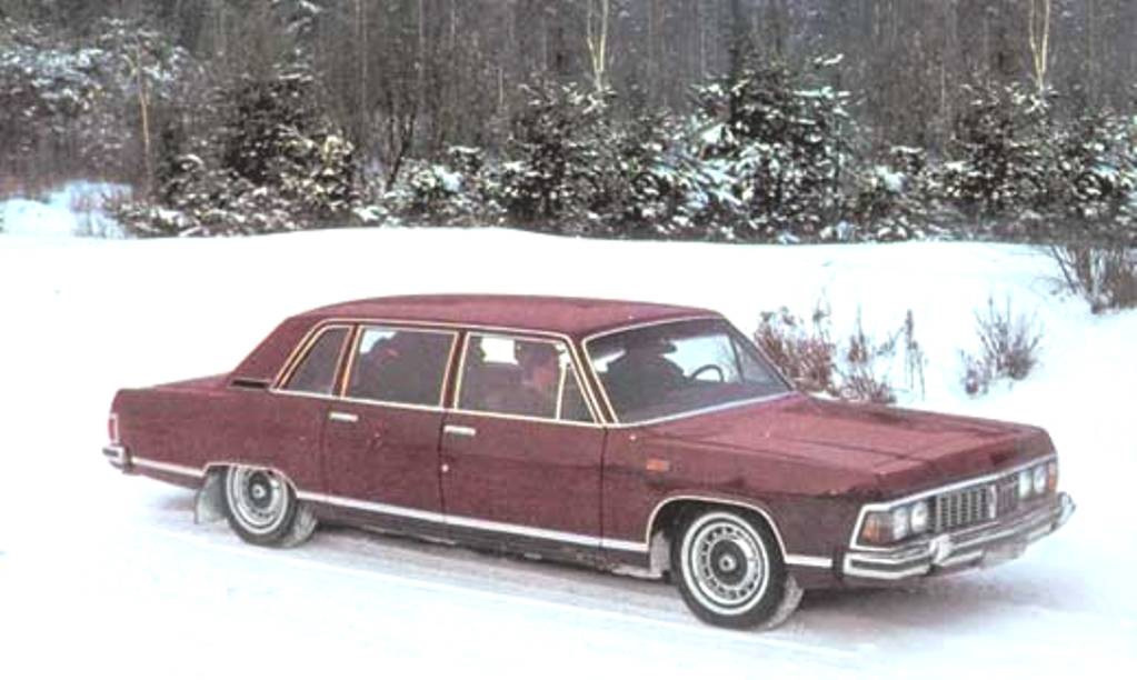 Рис. 1. Автомобиль ГАЗ-14 «Чайка» вишневого цвета, собранной в подарок Л.И. Брежневу (фотография из свободных источников)