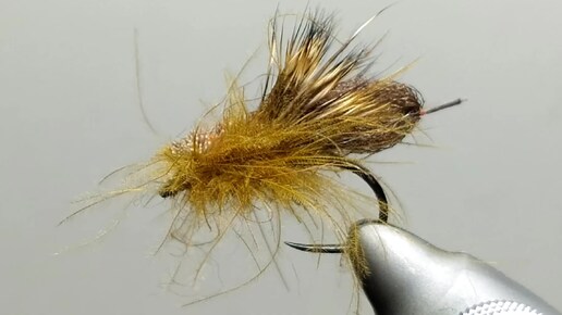 Mad Caddis Dry Fly. Очень уловистый сухой ручейник.