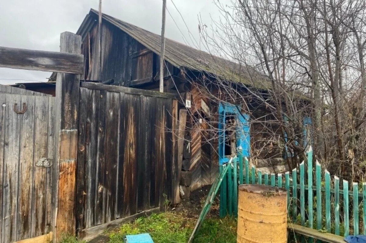    В Красноярском крае ревнивый мужчина убил женщину и поджёг дом