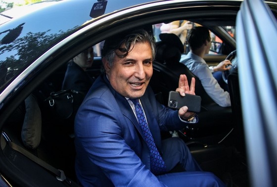    Эльман Пашаев