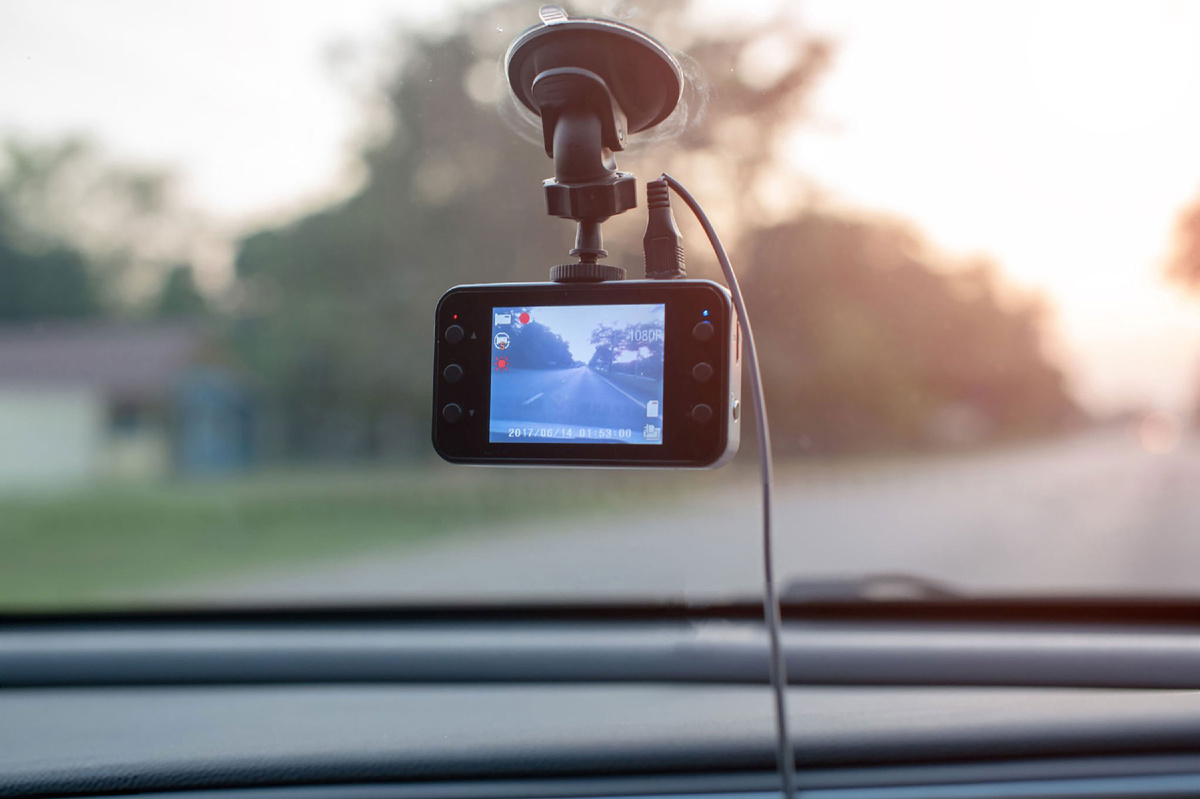 Видеорегистратор с Wi-Fi