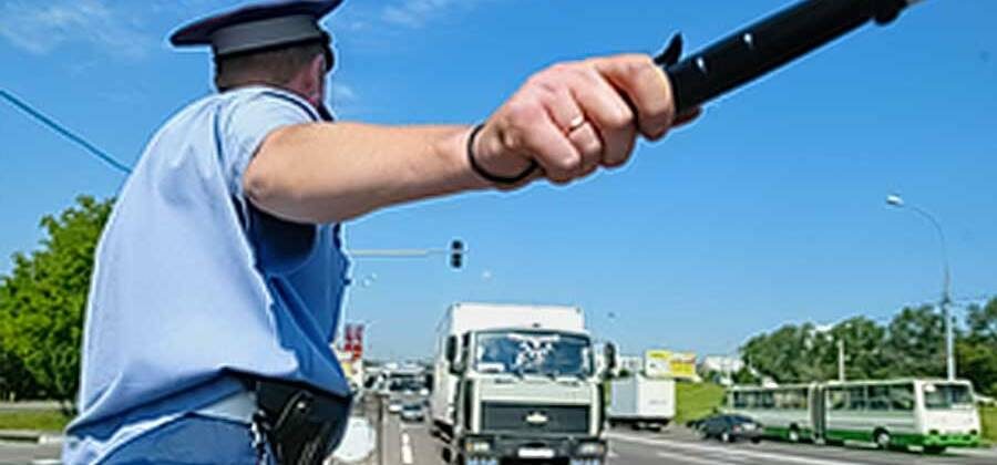 РОССИЙСКИЕ ПАРЛАМЕНТАРИИ ВВОДЯТ ШТРАФЫ ЗА ОПАСНОЕ ВОЖДЕНИЕ