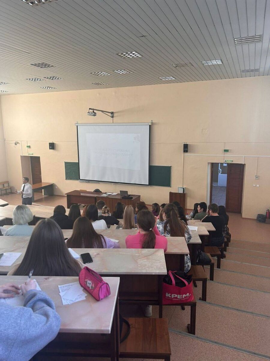 

Так, один из участков стала студентка третьего курса Иркутского педагогического колледжа Мария Савельева. Девушка рассказывает, для нее, как для будущего учителя начальных классов, важно увидеть возникшую проблему на ранних этапах ее развития. Ведь так она сможет избежать серьезных последствий.