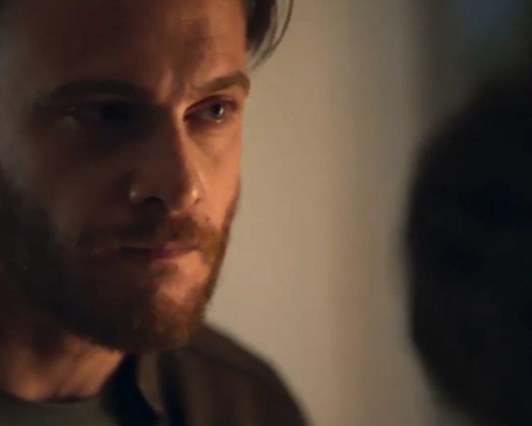 Кадр из фильма "Голубая пещера", источник  телеграм-канал thebursin_yup