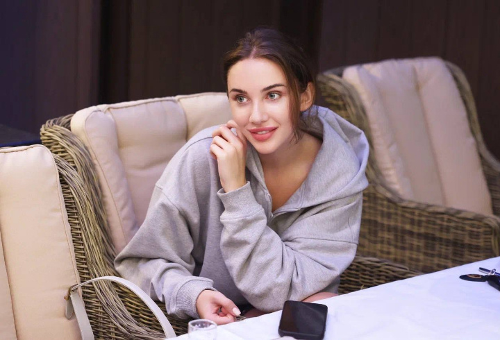 НЕ ПРОПУСТИТЕ
Это что за покемон: почему взрослые пугаются при виде детей на поводке и в волосатых пижамах?
Кошачий скандал: певица из Ленобласти Mia Boyka попала под шквал критики за публичное высмеивание юной фанатки