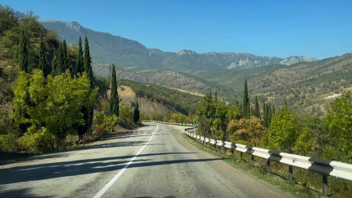 Горная дорога Алушта - Судак. Трасса Р-29. Едем...