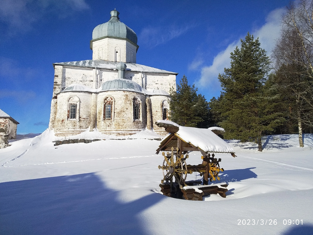 Русский Север прекрасен 💙 Древние стены