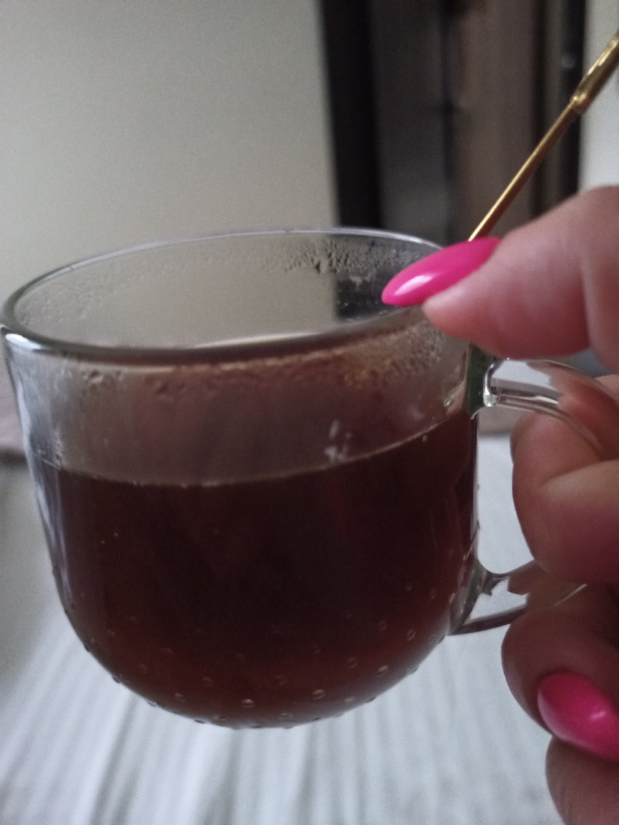 Кофе в постели... Чтобы взбодриться. В номере тепло, а на улице совсем свежо