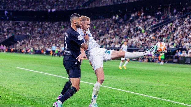    Витор Тормена и Лусиано Гонду.Анна Мейер ФК «Зенит»