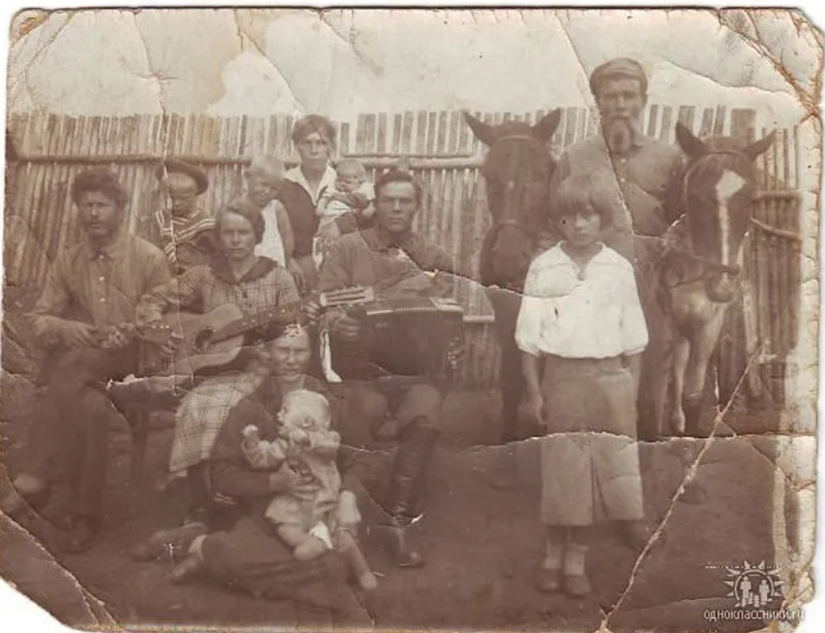 Как трудно порой разобраться в хитросплетениях родственных связей... 