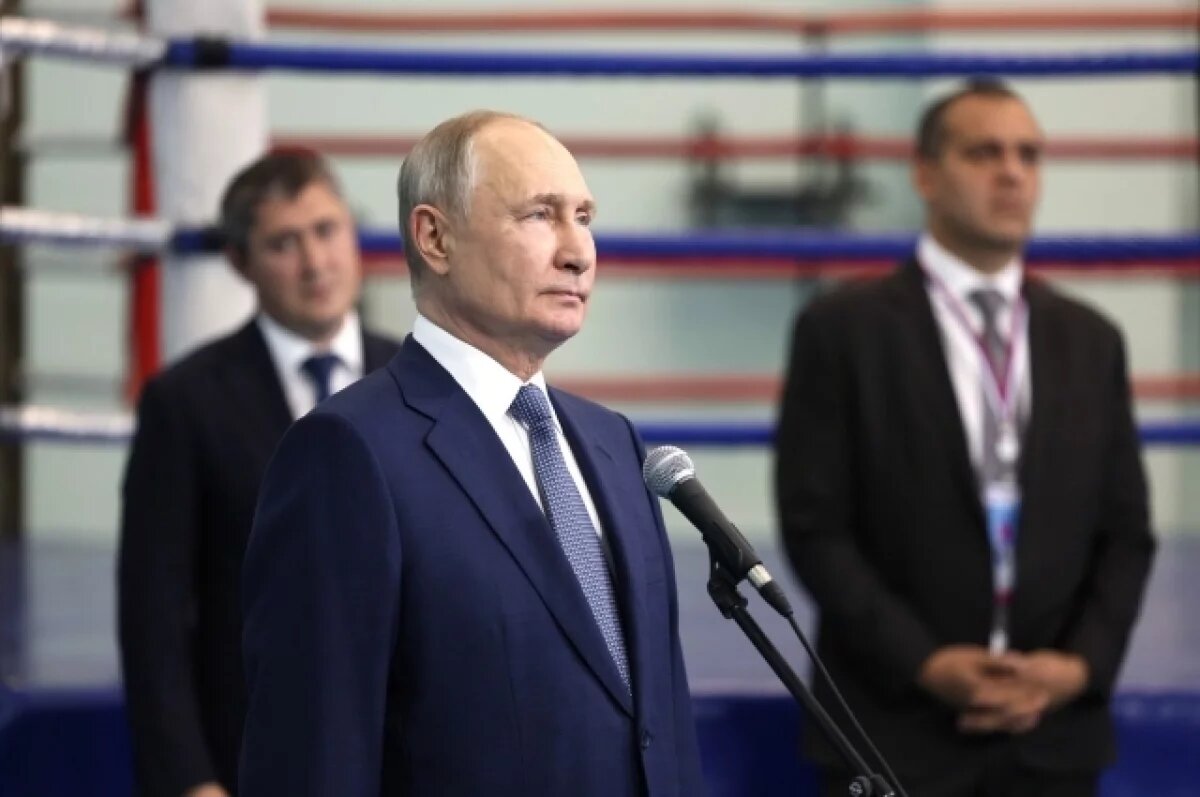    Учитель Кандаков из Пермского края лично задал вопрос президенту Путину