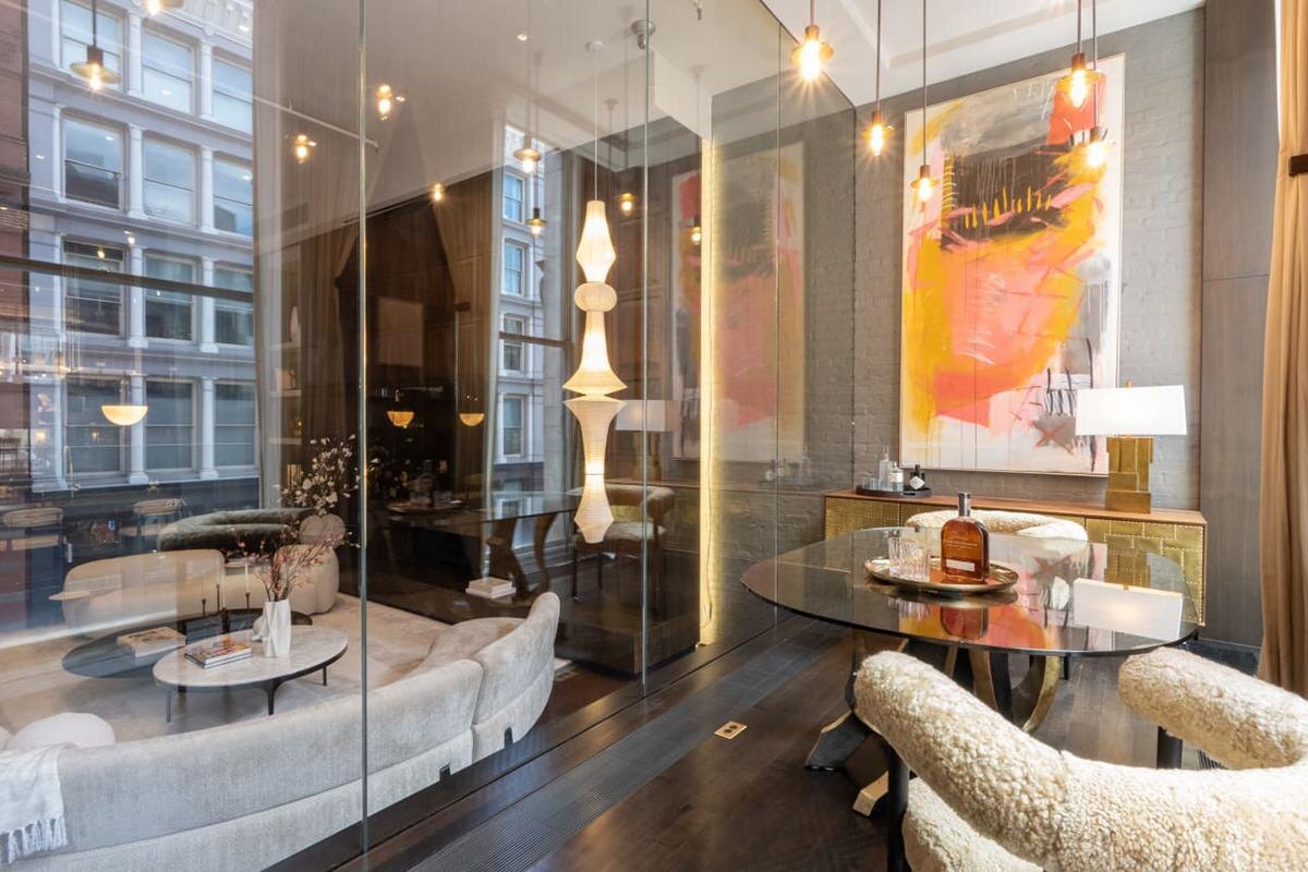    Interior Marketing Group / Mansion Global