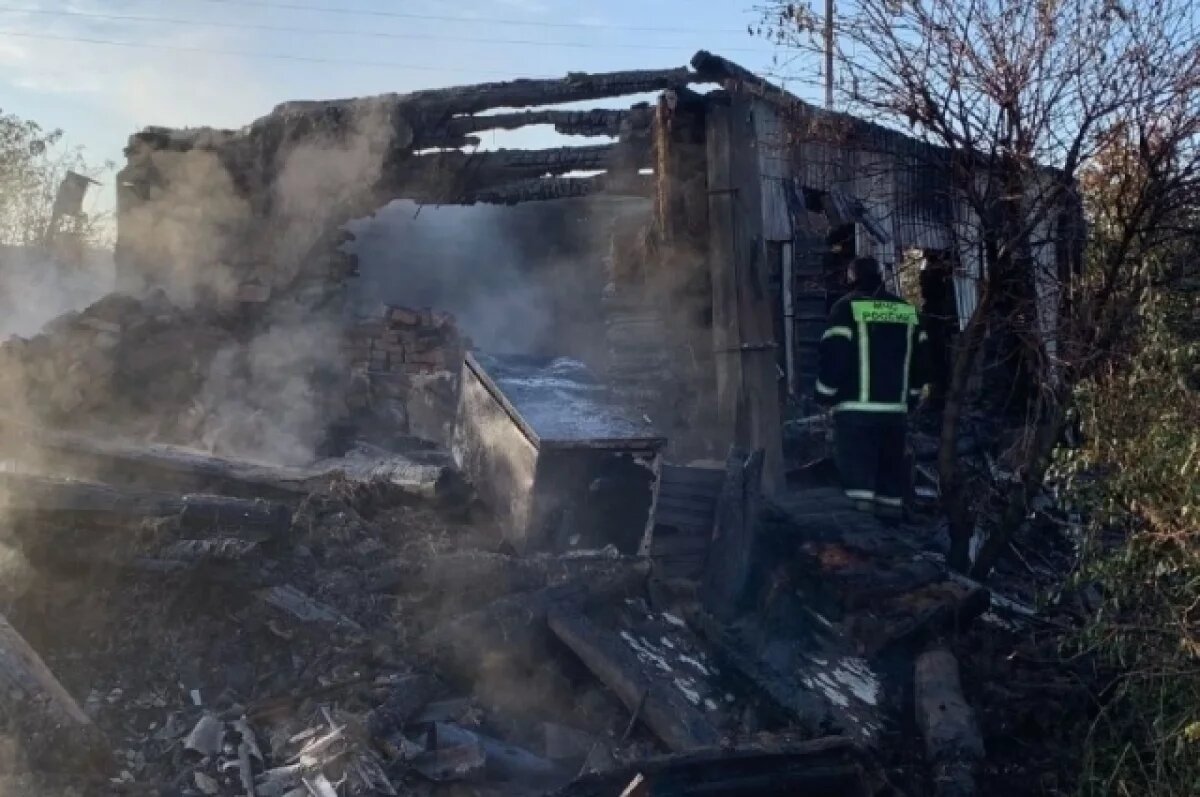    В Каменском районе проводят проверку по факту смерти мужчины при пожаре