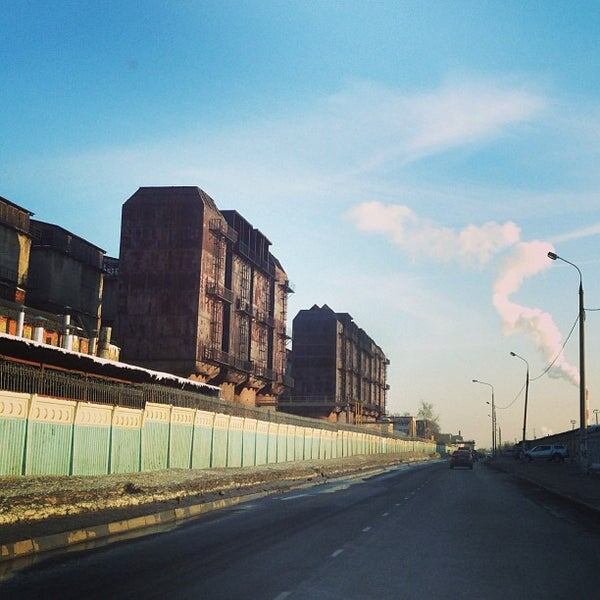 Золотая улица. Источник https://fastly.4sqi.net/img/general.