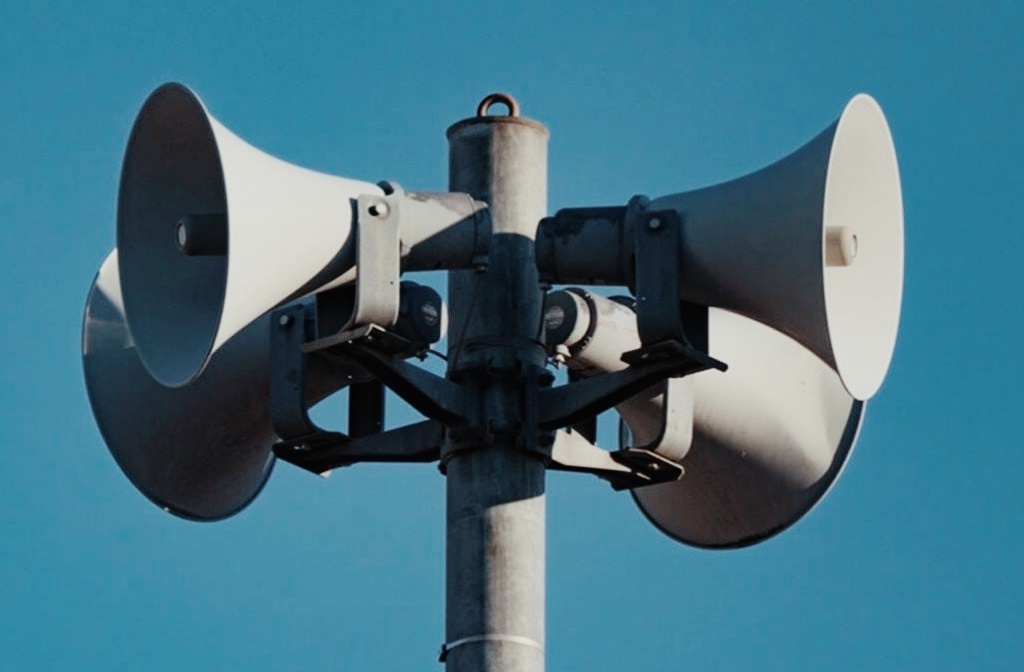 Уличные громкоговорители 