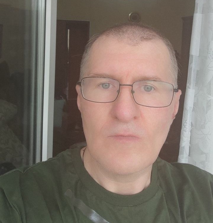 2024 год. Музыкант Алексей Петров  DECORATOR