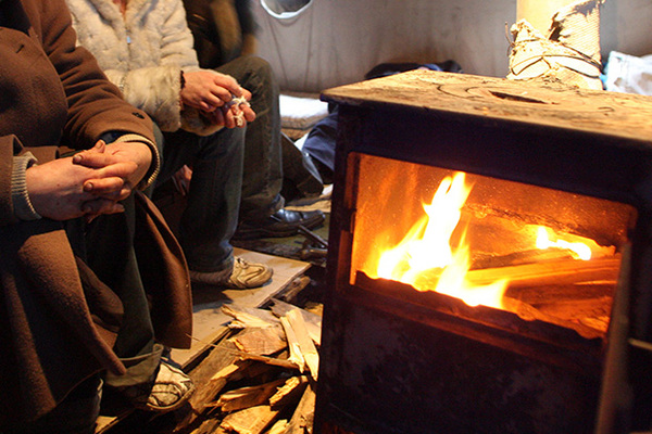Вот и настал век "высоких технологий".   Печь "Тепло в каждую квартиру"