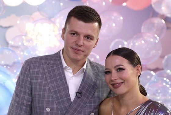    Лерчек (Валерия Чекалина) и Артем Чекалин