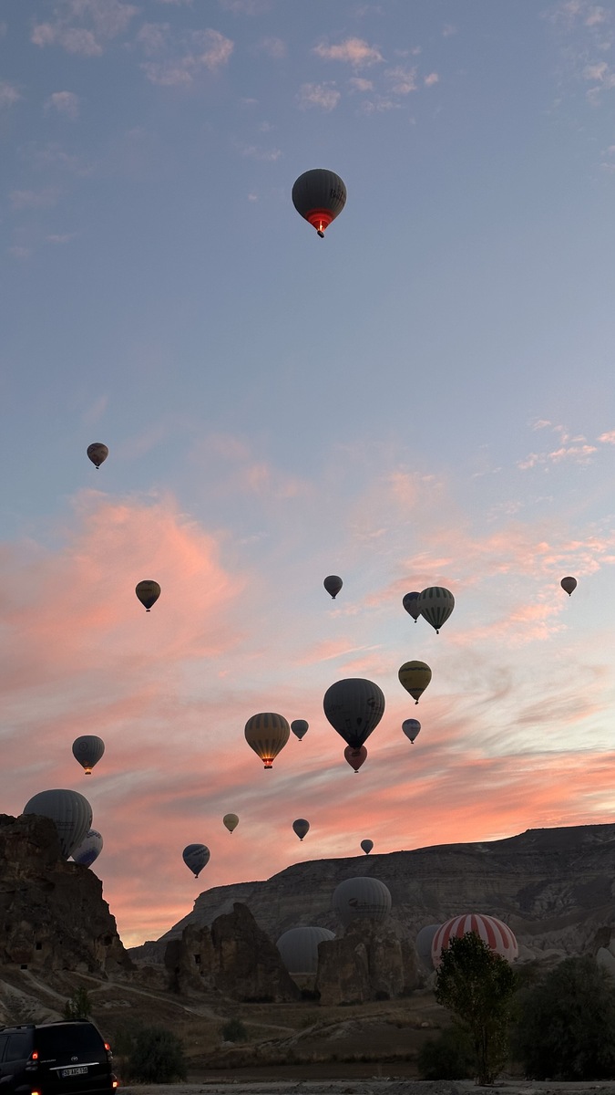 Рассвет в Каппадокии