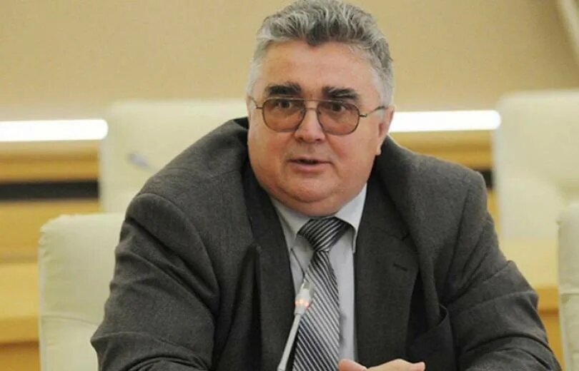 Михаил Александров