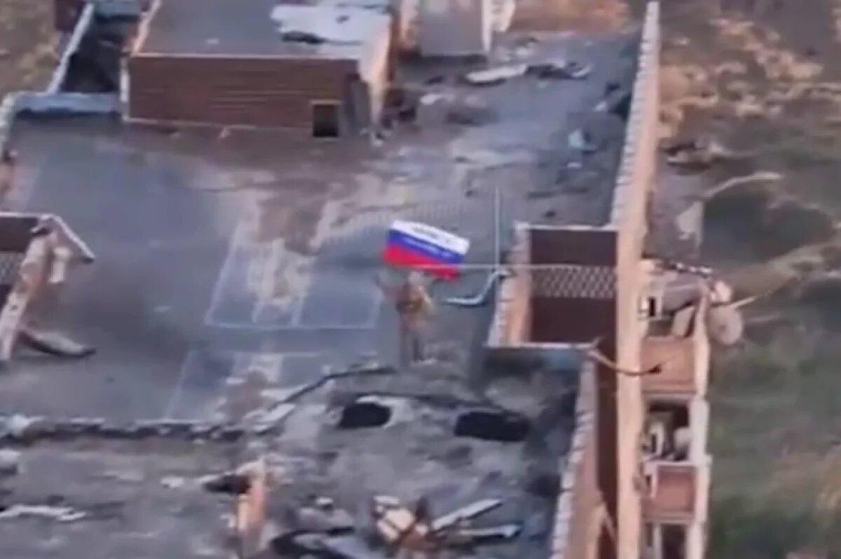    Боец ВС РФ: в Угледаре среди оставшихся жителей есть дети и молодежь