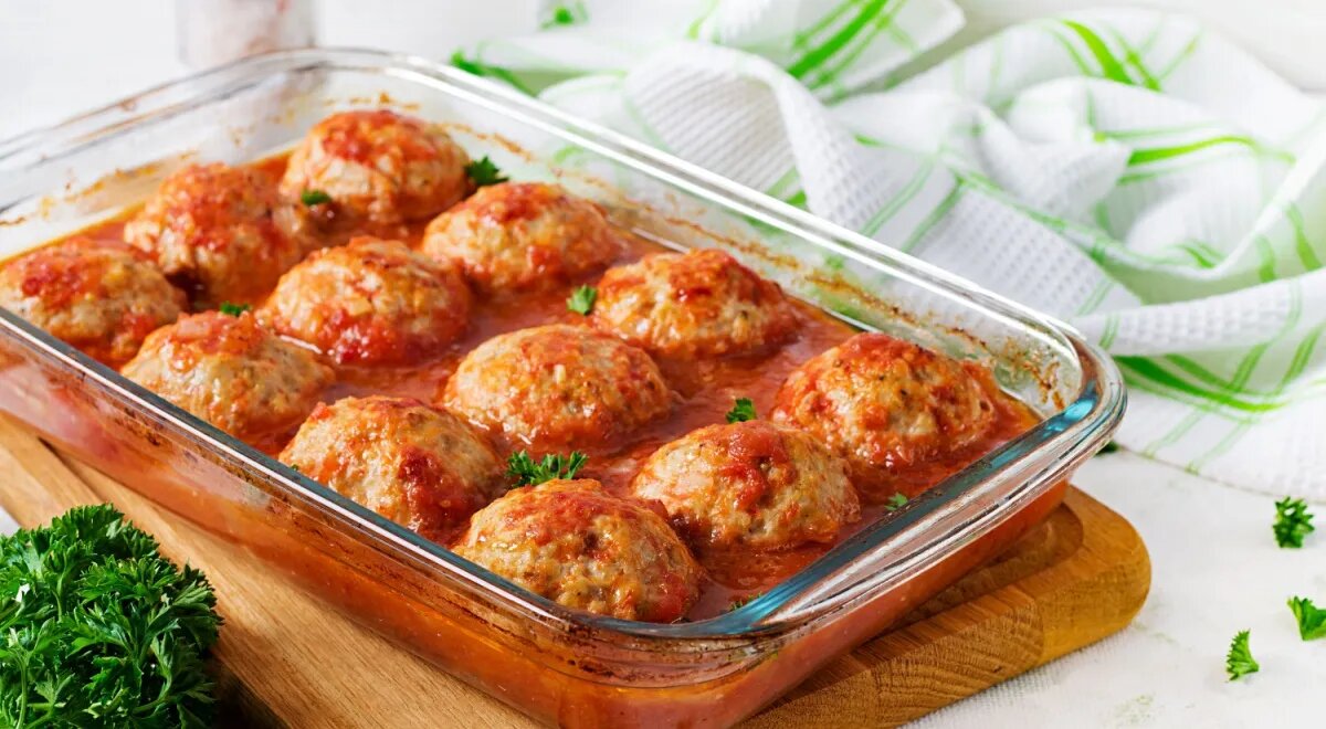   Домашний, промышленный и рыночный куриный фарш одинаково подходят для повседневной кулинарии (Shutterstock/FOTODOM)