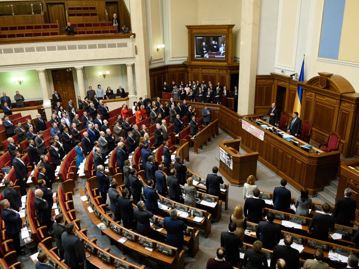    %Верховная Рада© РИА Новости . Стрингер